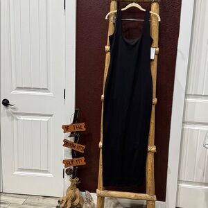 Good American Black Midi Dress